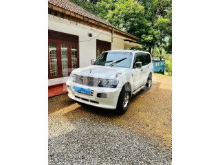 MITSUBISHI PAJERO 2003