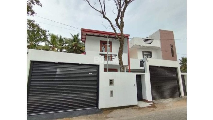 house-for-sale-at-athurugiriya-big-0