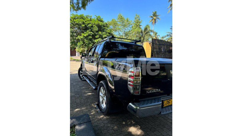 nissan-navara-2007-big-1