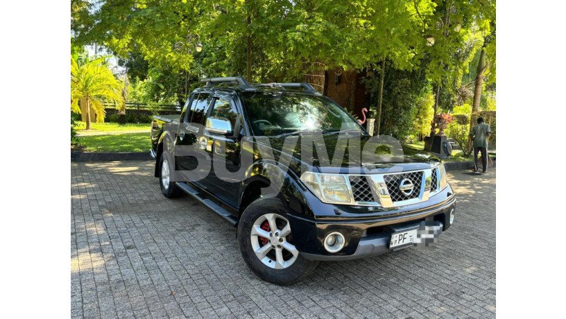 nissan-navara-2007-big-0