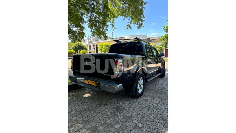 nissan-navara-2007-big-2