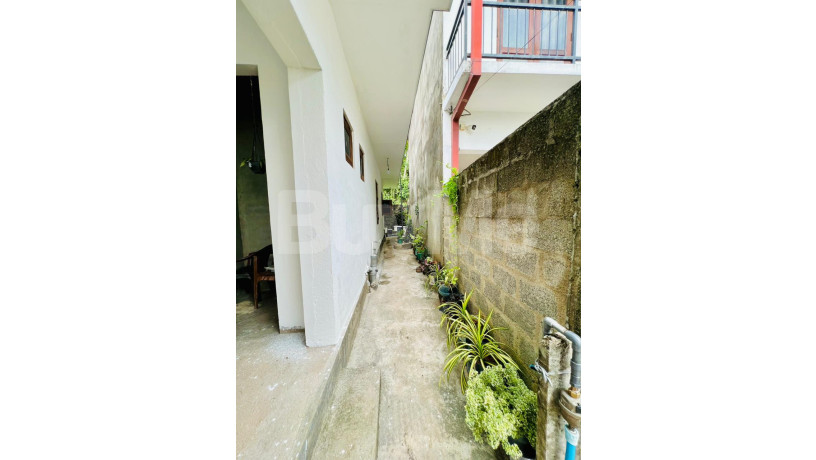 two-storey-beautiful-house-for-sale-in-thalahena-salmaluyana-big-7