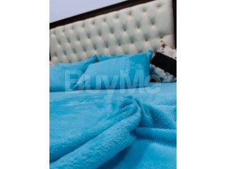 KING/ QUEEN BEDSHEET & TWO PILLOWCASES - LIGHT BLUE (*90" × 80")