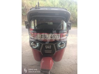 BAJAJ RE 4 STROKE 2016