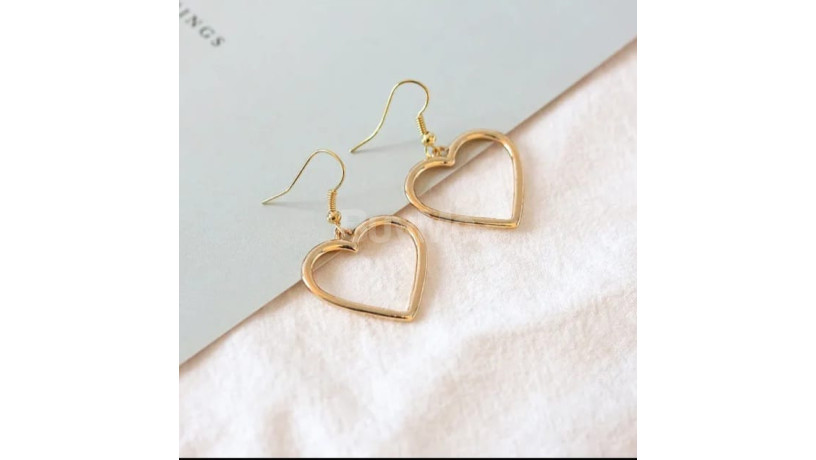 heart-shape-earrings-big-0